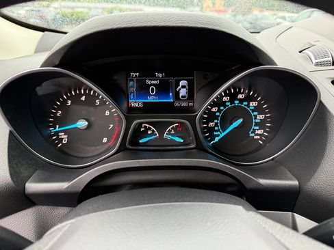 Used 2016 Ford Escape SE w/ Equipment Group 201A AWD/4WD image 27