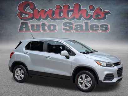 Used 2022 Chevrolet Trax LS w/ Tint and Cruise Package