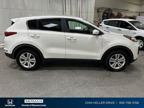 Used 2019 Kia Sportage LX w/ LX Popular Package AWD/4WD image 9