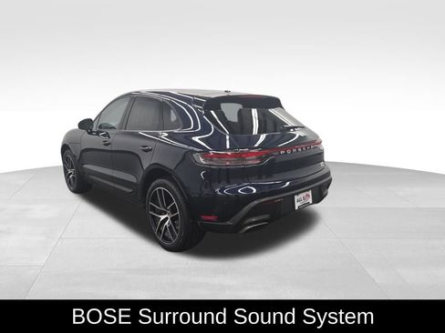 Used 2023 Porsche Macan image 3