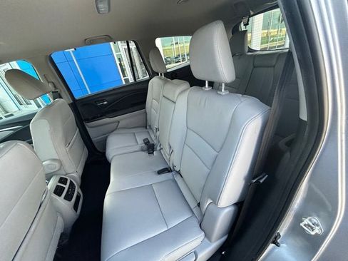 Certified 2021 Honda Pilot Special Edition image 9