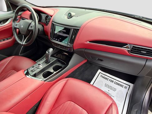 Certified 2022 Maserati Levante GT image 13