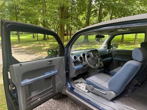 Used 2003 Honda Element EX image 33