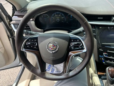 Used 2013 Cadillac XTS Premium AWD/4WD image 17