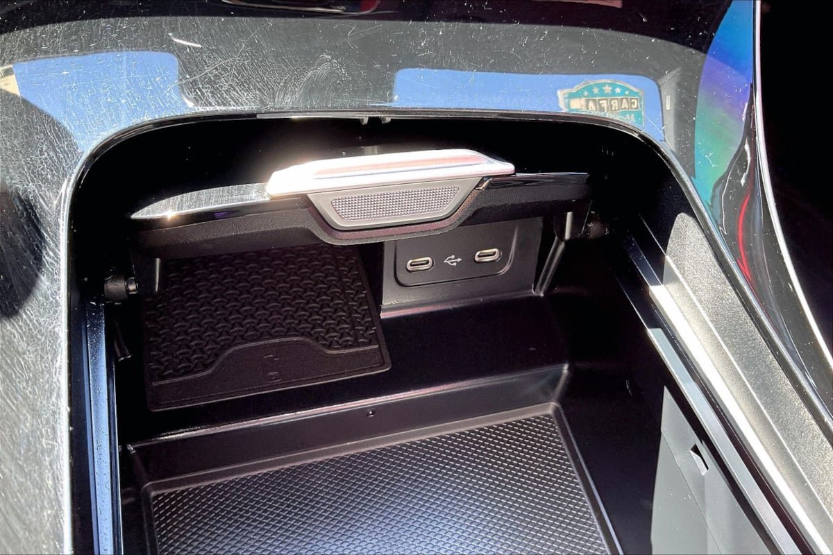 Used 2025 Mercedes-Benz C 300 Sedan image 30