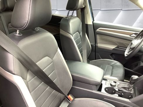 Used 2021 Volkswagen Atlas SEL Premium w/ MDO Package (Bench Seat) image 14