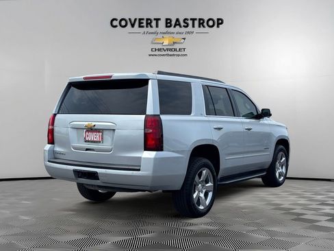 Used 2019 Chevrolet Tahoe LT w/ Luxury Package RWD image 5