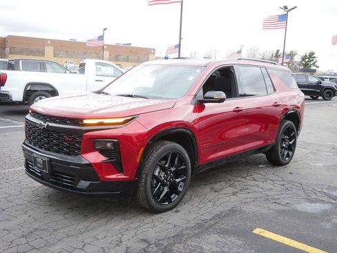 Used 2024 Chevrolet Traverse RS w/ LPO, Floor Liner Package AWD/4WD image 4