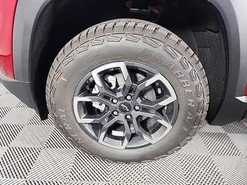 New 2026 Chevrolet Equinox ACTIV w/ Convenience Package III image 16