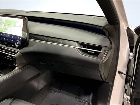 Used 2024 Lexus RX 350 AWD image 17