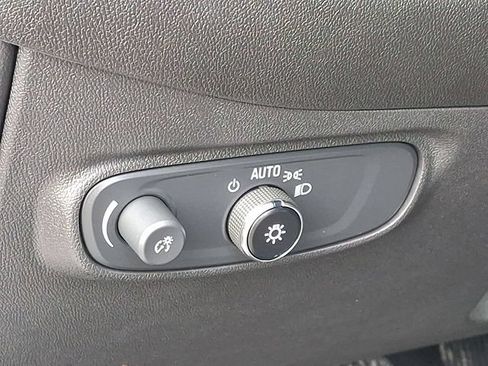 Certified 2024 Chevrolet Equinox RS AWD/4WD image 32