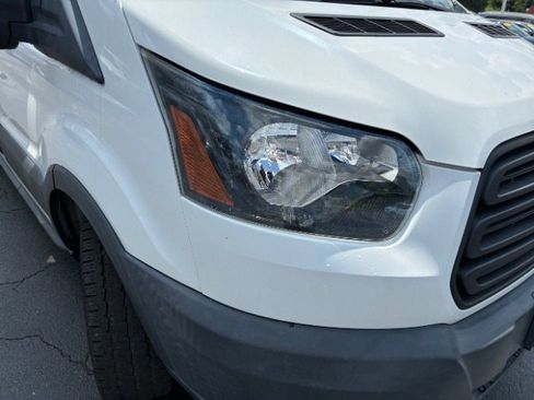 Used 2018 Ford Transit 150 XL image 2