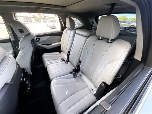 Used 2023 Acura MDX SH-AWD w/ Technology Package image 27