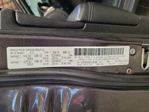 Used 2014 Jeep Grand Cherokee Laredo w/ 18" Wheel & 8.4" Radio Group image 33