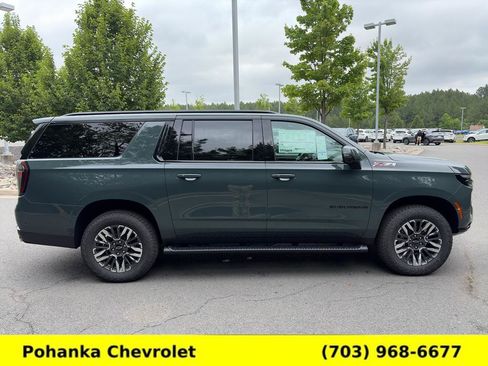 New 2026 Chevrolet Suburban Z71 w/ Comfort Package AWD/4WD image 8