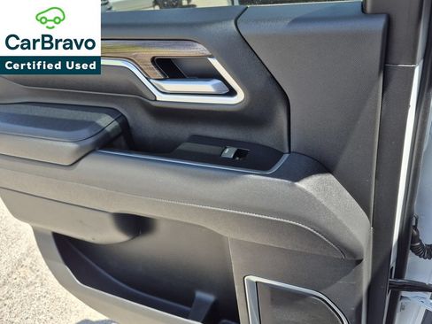 Certified 2025 Chevrolet Silverado 2500 LT w/ Convenience Package AWD/4WD image 12
