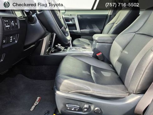 Used 2022 Toyota 4Runner TRD Sport w/ Technology Package AWD/4WD image 19