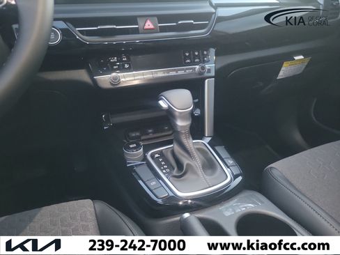 New 2026 Kia Seltos S FWD image 18