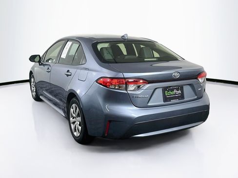 Used 2021 Toyota Corolla LE FWD image 5