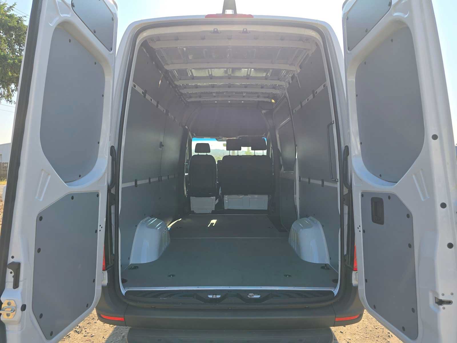 Used 2026 Mercedes-Benz Sprinter 2500 image 19