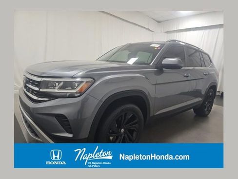 Used 2022 Volkswagen Atlas SE w/ Black Wheel Package image 1