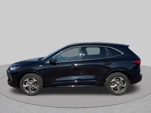 Used 2024 Ford Escape ST-Line w/ Tech Pack #1 AWD/4WD image 2