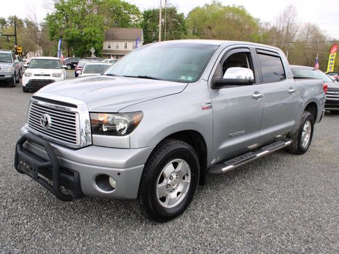 Used 2013 Toyota Tundra Limited w/ Memory Pkg RWD image 2