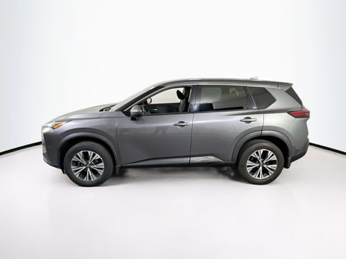 Used 2021 Nissan Rogue SV image 8