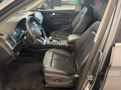 Used 2020 Audi Q5 2.0T Premium w/ Convenience Package AWD/4WD image 10