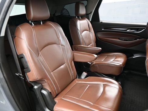 Used 2018 Buick Enclave Avenir w/ Avenir Technology Package image 46