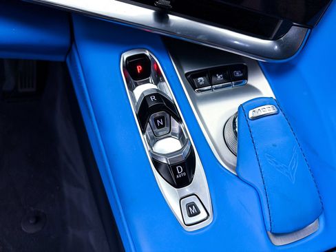 Used 2022 Chevrolet Corvette Stingray Premium Conv w/ Z51 Performance Package RWD image 28