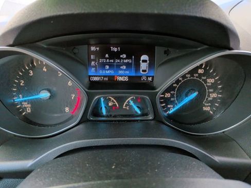 Certified 2017 Ford Escape Titanium w/ Equipment Group 301A FWD image 32