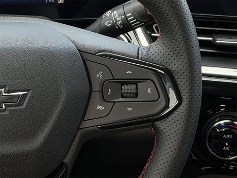 New 2026 Chevrolet Trax RS image 14