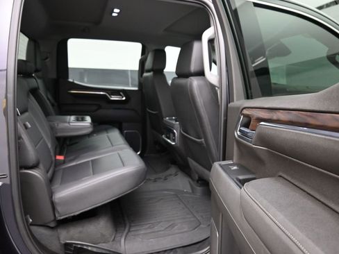 Used 2023 GMC Sierra 1500 SLT w/ SLT Premium Package image 31