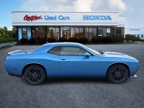 Used 2019 Dodge Challenger GT w/ Plus Package image 6