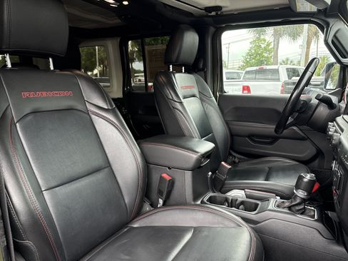 Used 2021 Jeep Wrangler Unlimited Rubicon AWD/4WD image 32