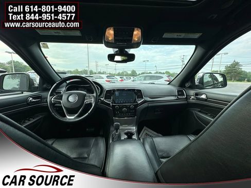 Used 2019 Jeep Grand Cherokee Overland AWD/4WD image 19