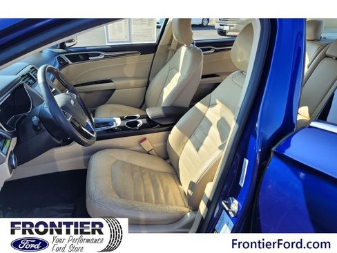 Used 2013 Ford Fusion Energi SE image 12