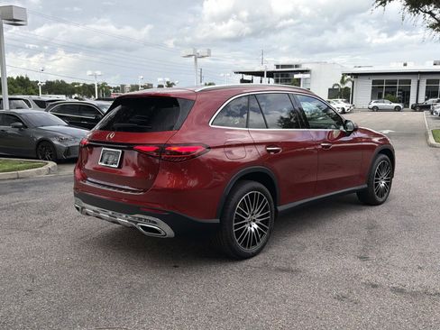Certified 2023 Mercedes-Benz GLC 300 image 3