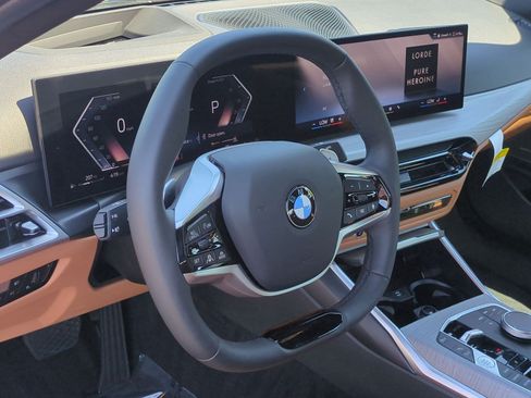 Used 2026 BMW 330i Sedan w/ Premium Package RWD image 18