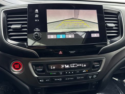 Used 2021 Honda Pilot Special Edition image 27
