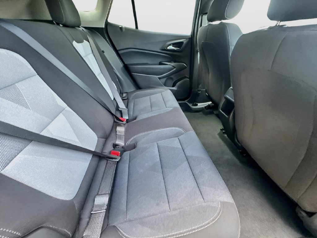 Used 2025 Chevrolet Trax LS FWD image 24