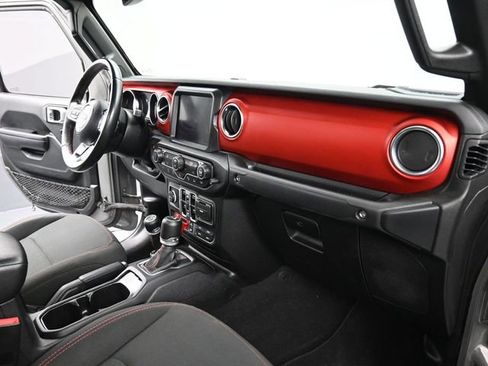 Used 2020 Jeep Gladiator Rubicon AWD/4WD image 24