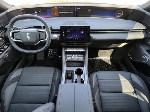 New 2025 Lincoln Nautilus Reserve w/ Jet Appearance Package image 15