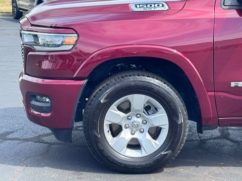 Used 2025 RAM 1500 Big Horn AWD/4WD image 36