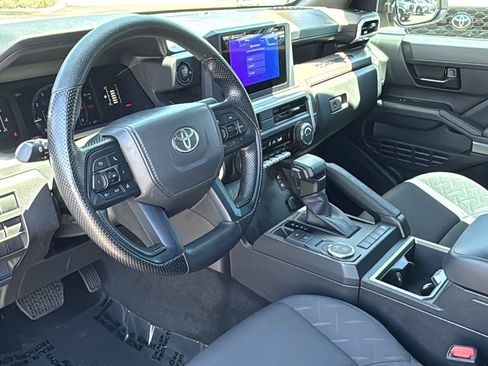 Used 2025 Toyota Tacoma SR5 image 22