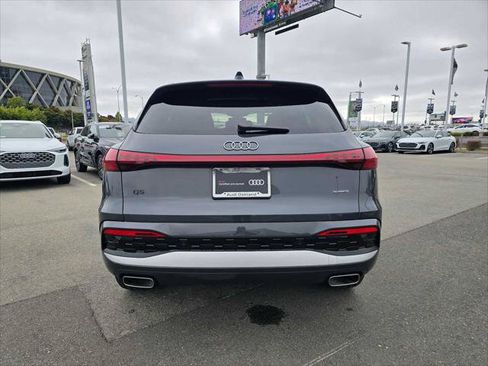 Certified 2025 Audi Q5 Premium Plus w/ Premium Plus AWD/4WD image 4
