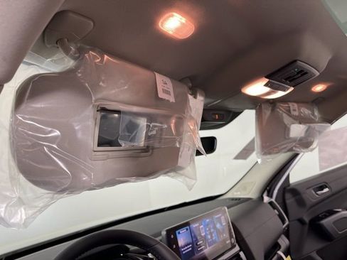 New 2026 Nissan Pathfinder SL w/ SL Premium Package image 38