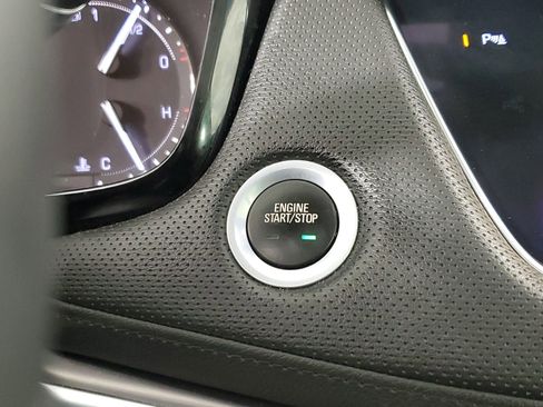 Used 2017 Cadillac XT5 Luxury w/ Driver Awareness Package image 43