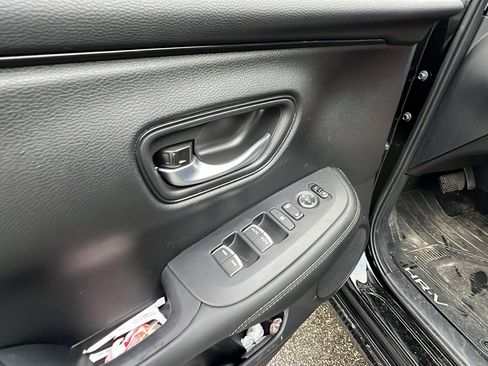 Used 2026 Honda HR-V EX-L image 15